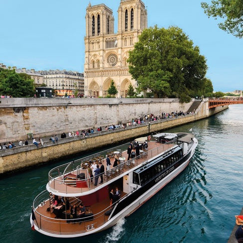 Cruising On Paris, an Activity Not To Miss