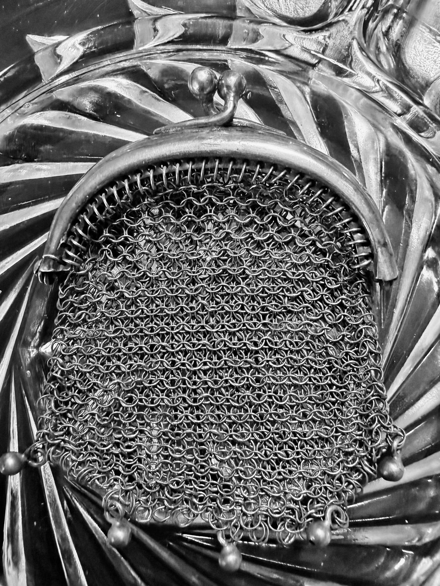 Antique Chainmail Coin Purse – Paris
